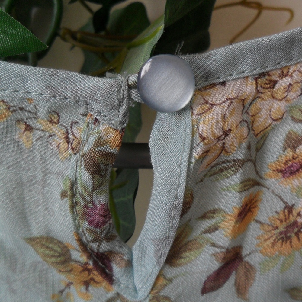 Floral Ruffle Sleeve Sundress - Picture 3 of 8
